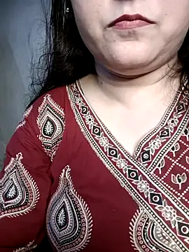 naughtymadam online show from July 2026 04:19:02 AM