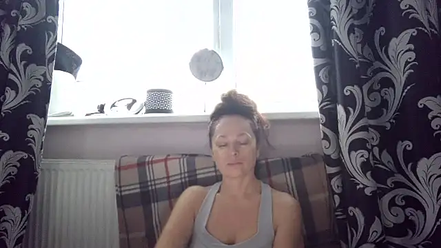 LindaStarS online show from February 2026 06:21:02 AM