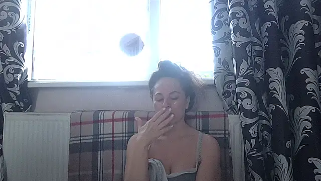 LindaStarS online show from April 2026 05:08:01 AM