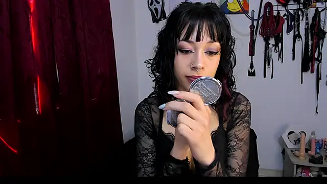 dungeongirls online show from January 2025 07:05:01 PM