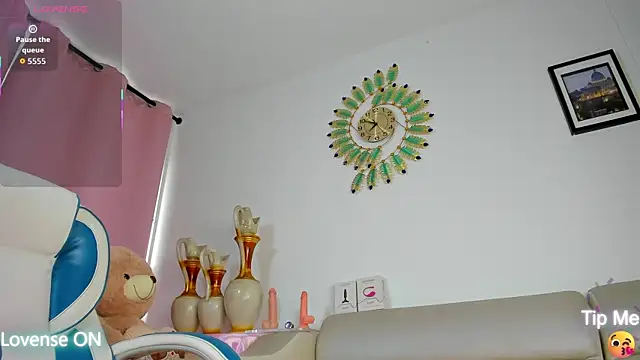 latinwondercockts online show from September 2025 12:43:02 PM