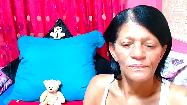 SLUTTYROXY online show from January 2025 04:43:02 PM