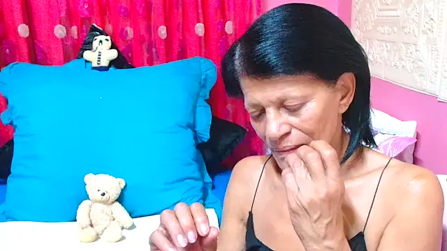 SLUTTYROXY online show from February 2025 05:43:02 PM