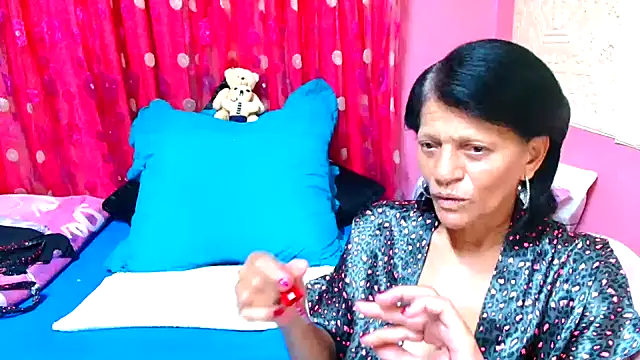 SLUTTYROXY online show from February 2025 06:53:02 AM