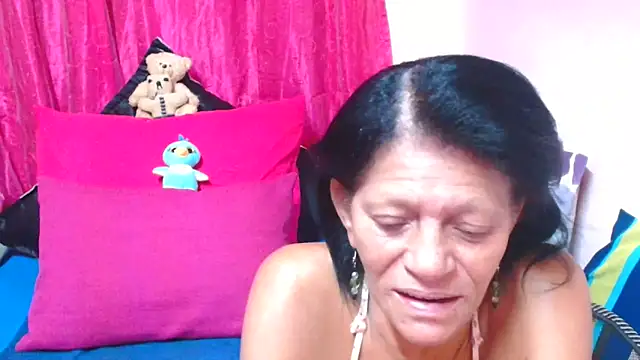 SLUTTYROXY online show from December 2025 06:47:02 PM