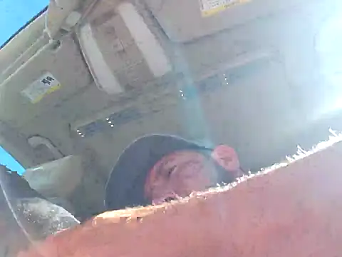 UncutHammer69 online show from October 2025 08:15:01 PM