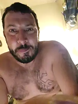 Snapshot of UncutHammer69 chatting on December 2025 12:21:02 PM UncutHammer69 online show from December 2025 12:21:02 PM