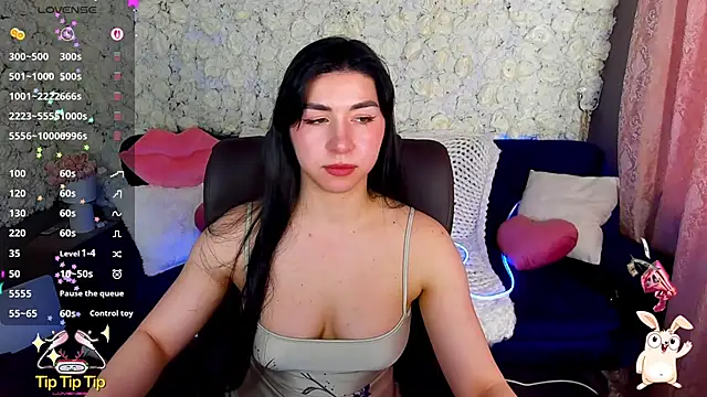 Snapshot of EmilyCandyy chatting on April 2026 06:42:02 AM EmilyCandyy online show from April 2026 06:42:02 AM