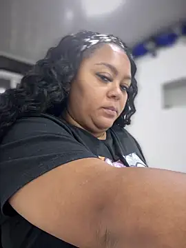 yanza2002 online show from February 2025 11:34:02 PM