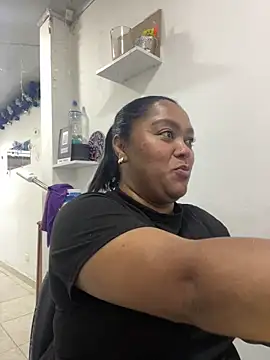 yanza2002 online show from March 2026 10:38:01 PM