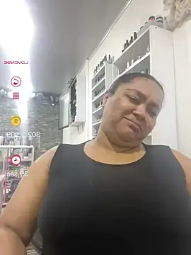 yanza2002 online show from June 2026 11:18:02 PM