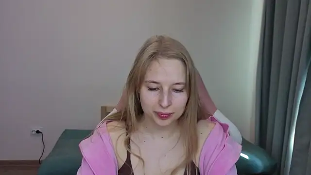 Snapshot of Jessy_Ginger chatting on April 2026 12:21:01 PM Jessy Ginger online show from April 2026 12:21:01 PM