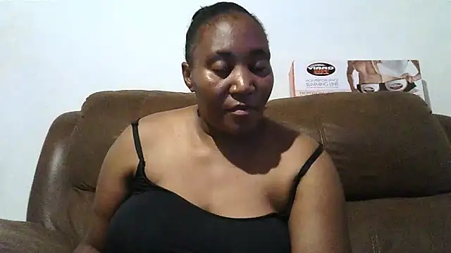 Snapshot of ebonytitts4u chatting on February 2025 07:12:02 PM ebonytitts4u online show from February 2025 07:12:02 PM