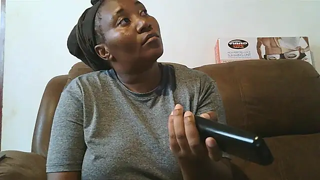 Snapshot of ebonytitts4u chatting on March 2025 08:38:01 AM ebonytitts4u online show from March 2025 08:38:01 AM