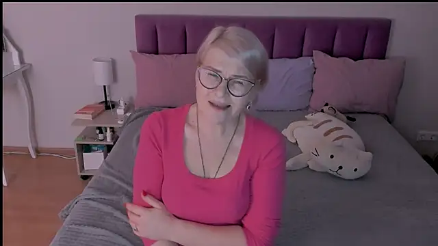 sabrinamacmarren online show from March 2025 10:48:01 PM