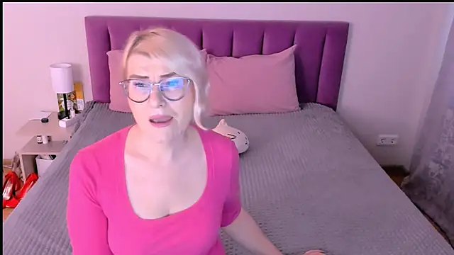 sabrinamacmarren online show from November 2025 06:35:01 AM