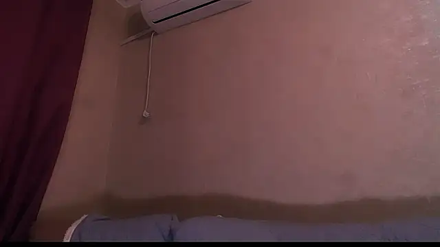 Snapshot of fedora chatting on December 2025 11:50:01 AM fedora online show from December 2025 11:50:01 AM