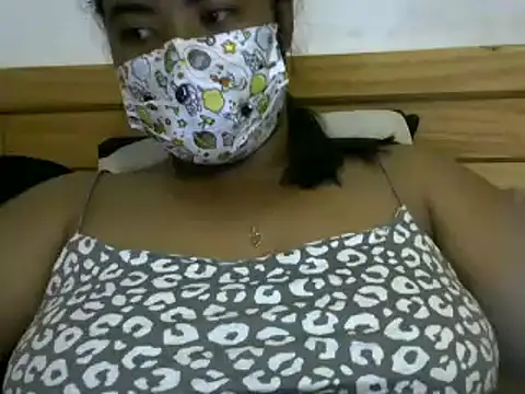 Artinah22 online show from January 2025 05:32:01 PM