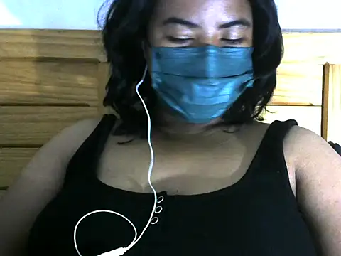 Artinah22 online show from September 2025 07:36:01 PM