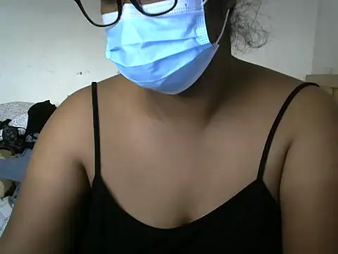 Artinah22 online show from September 2025 02:19:01 PM