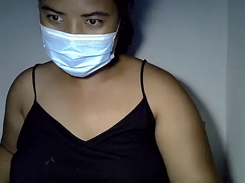 Snapshot of Artinah22 chatting on March 2026 10:15:02 PM Artinah22 online show from March 2026 10:15:02 PM