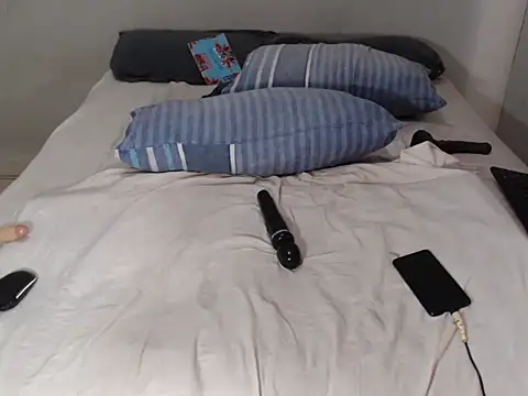 Snapshot of xxfantasy122 chatting on December 2024 02:06:02 PM xxfantasy122 online show from December 2024 02:06:02 PM