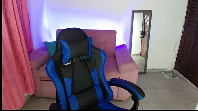 Julieta Sandia online show from November 2025 01:27:02 AM