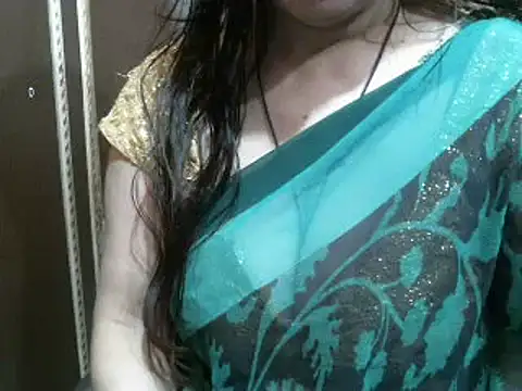 Snapshot of UrsMansi chatting on December 2024 07:12:01 PM UrsMansi online show from December 2024 07:12:01 PM