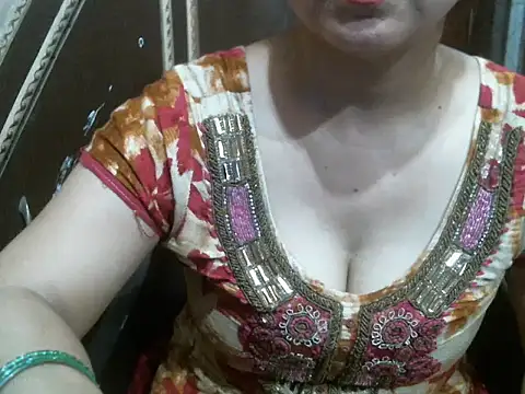 Snapshot of UrsMansi chatting on September 2025 04:48:02 AM UrsMansi online show from September 2025 04:48:02 AM