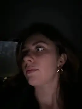 MariiD online show from December 2024 01:28:02 PM