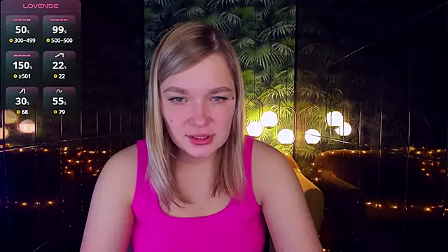 Snapshot of BellaDreamy chatting on December 2024 05:12:02 AM BellaDreamy online show from December 2024 05:12:02 AM