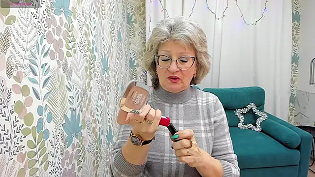 Snapshot of EvelynJoyful chatting on January 2025 05:05:02 AM EvelynJoyful online show from January 2025 05:05:02 AM