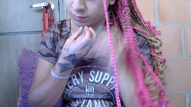 pamelasophia19 online show from July 2026 06:47:01 PM