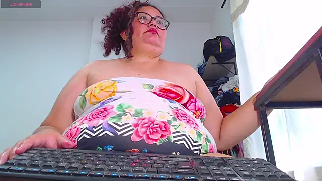 ashelymalefica online show from July 2026 08:00:01 PM