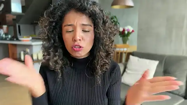 illaroom online show from February 2025 07:27:01 PM