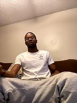 Snapshot of daloyhasabigdick chatting on October 2025 02:06:01 PM daloyhasabigdick online show from October 2025 02:06:01 PM