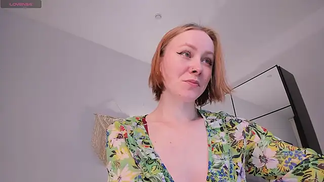 LilianKroft online show from May 2026 11:59:01 AM