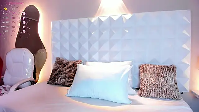 Snapshot of myax_evans chatting on January 2025 11:41:02 AM myax evans online show from January 2025 11:41:02 AM