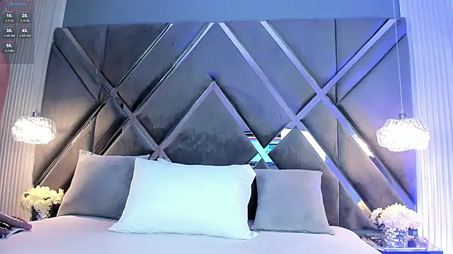 Snapshot of myax_evans chatting on October 2025 11:42:01 AM myax evans online show from October 2025 11:42:01 AM