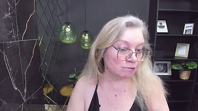 NataliMellow online show from February 2025 01:11:02 PM