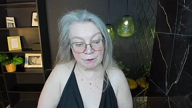 Snapshot of NataliMellow chatting on April 2026 01:12:02 PM NataliMellow online show from April 2026 01:12:02 PM