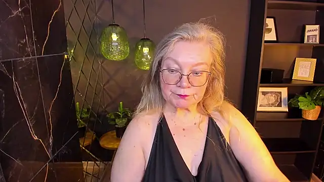 Snapshot of NataliMellow chatting on April 2026 01:14:01 PM NataliMellow online show from April 2026 01:14:01 PM
