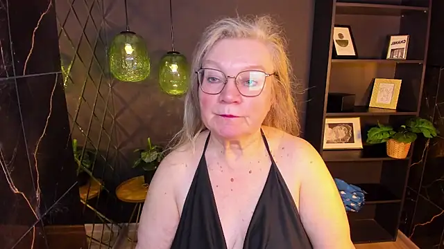 Snapshot of NataliMellow chatting on April 2026 01:14:02 PM NataliMellow online show from April 2026 01:14:02 PM