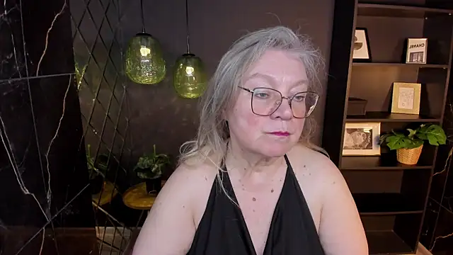 Snapshot of NataliMellow chatting on May 2026 01:18:02 PM NataliMellow online show from May 2026 01:18:02 PM