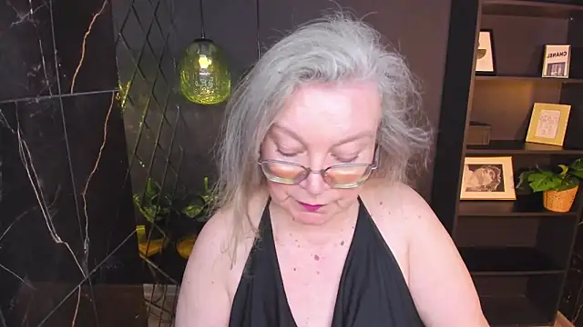 Snapshot of NataliMellow chatting on May 2026 01:17:02 PM NataliMellow online show from May 2026 01:17:02 PM