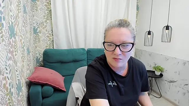 LeaPure online show from June 2026 05:10:01 AM
