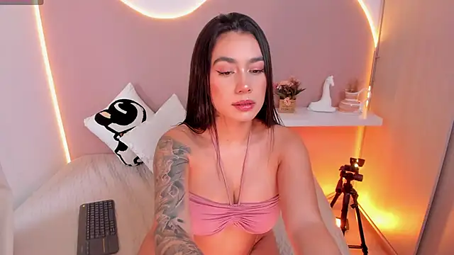 EllieMitchell online show from December 2024 07:04:02 PM