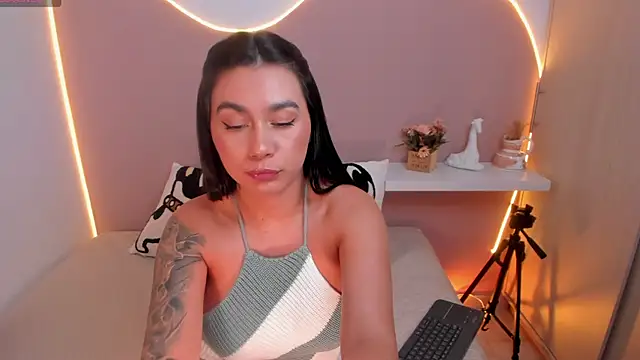 EllieMitchell online show from January 2025 10:15:01 PM