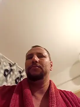 Snapshot of Miki20677 chatting on December 2024 05:26:02 PM Miki20677 online show from December 2024 05:26:02 PM