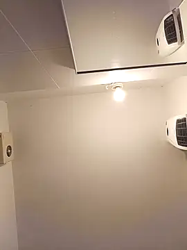 Miki20677 online show from December 2025 04:48:01 PM